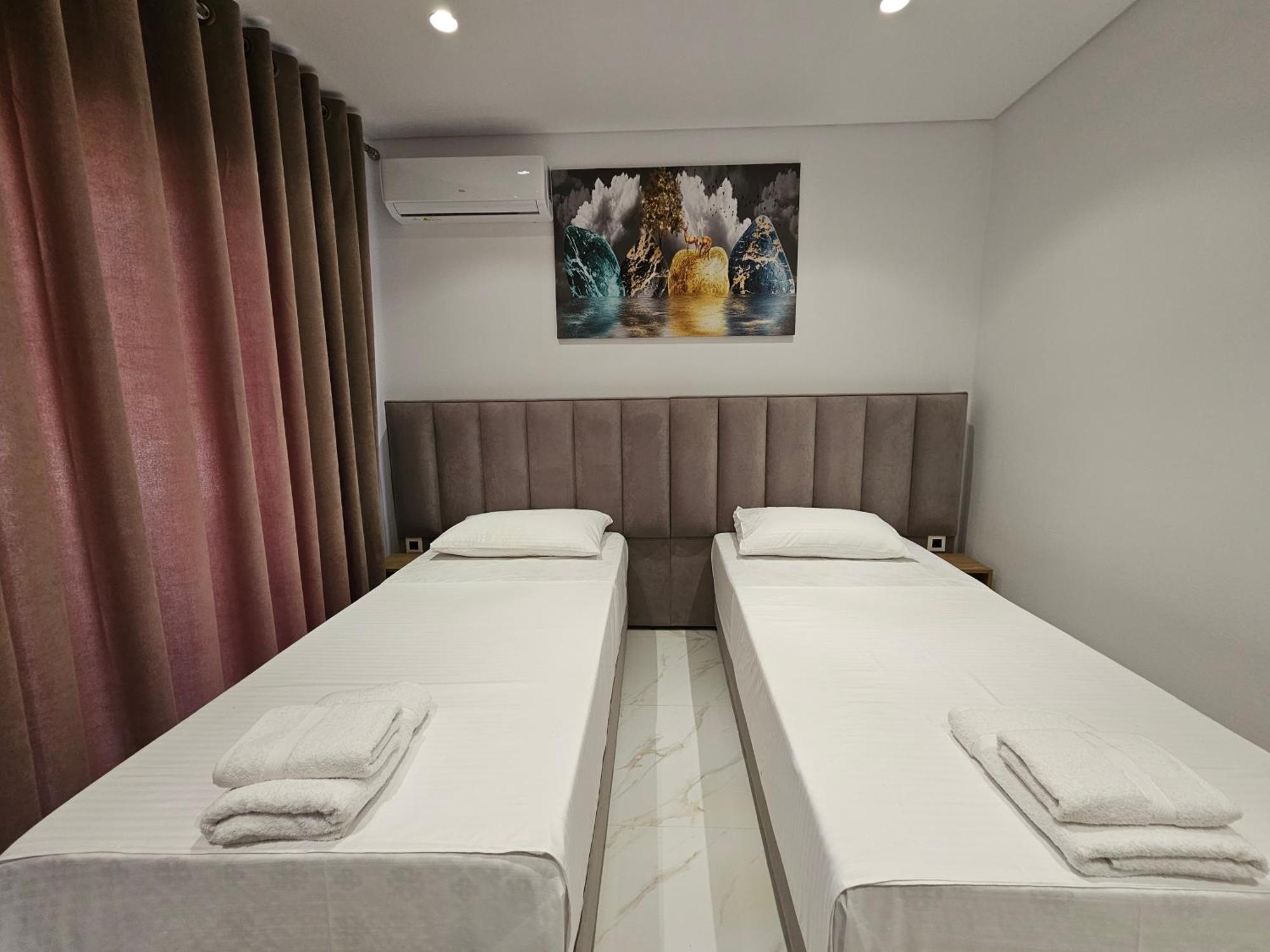 Veliaj Apartment Ksamil