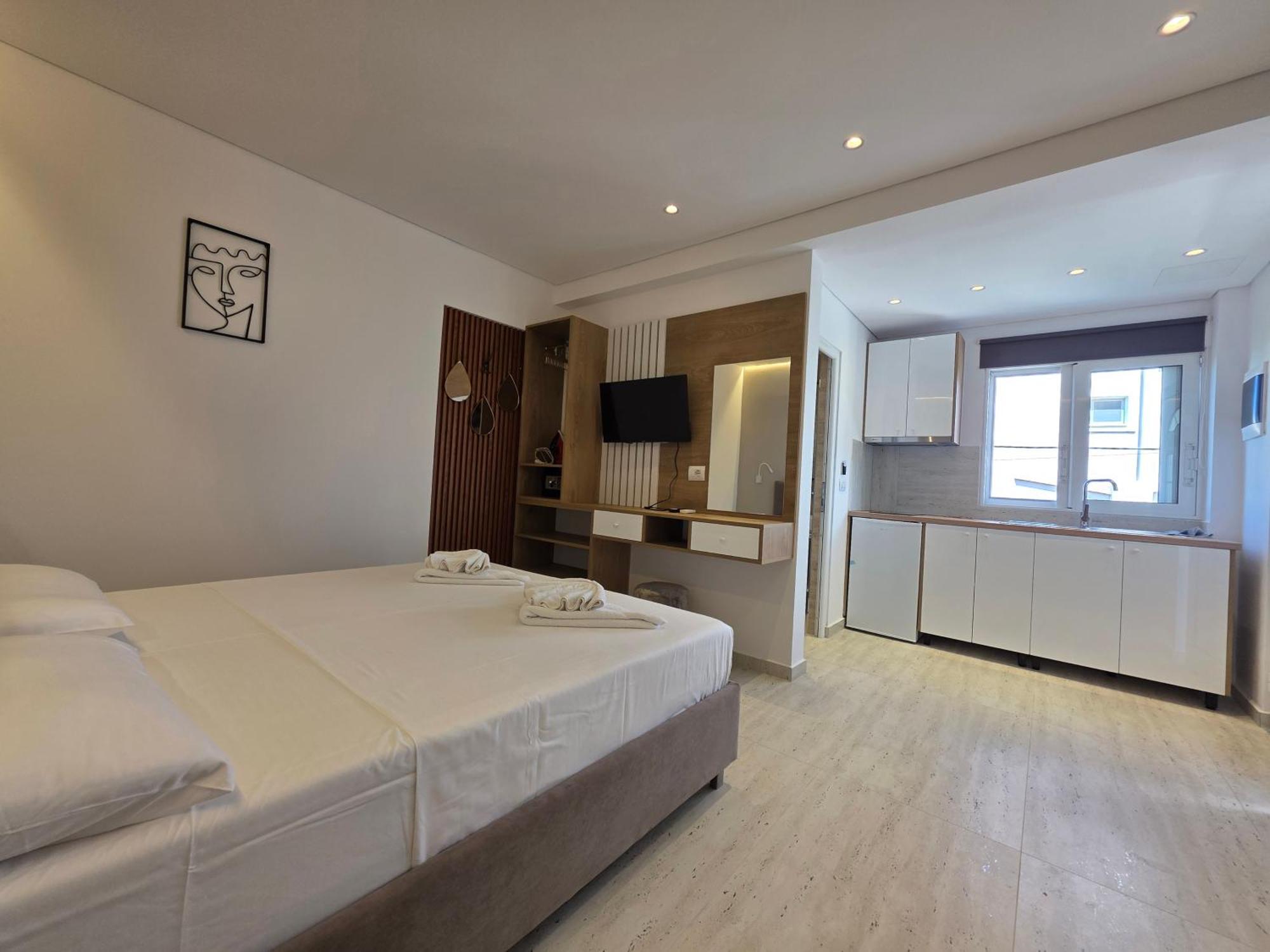 Veliaj Apartment Ksamil