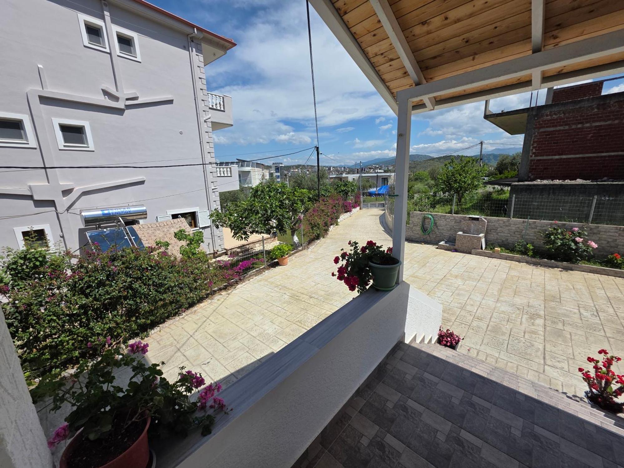 Apartment Veliaj